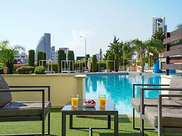 Aqua House Valentino