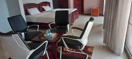 Super Paradise Hotel