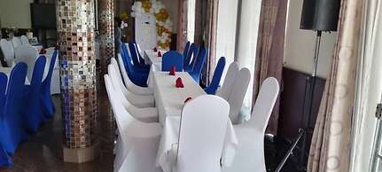 Super Paradise Hotel