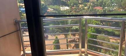 Super Paradise Hotel