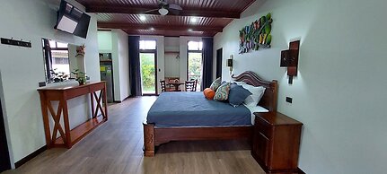 Cabañas el Refugio Verde Monteverde