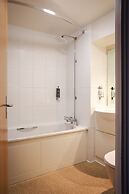 The Highwayman Hotel