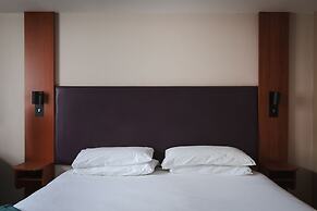 The Highwayman Hotel