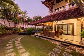 Villa Panda Seminyak Next to KU DE TA