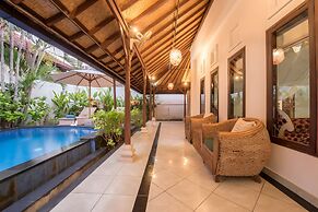 Villa Panda Seminyak Next to KU DE TA