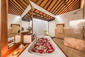 Villa Panda Seminyak Next to KU DE TA