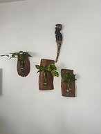 Nanas Holiday Let Guest House