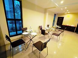 HOTEL SAI SRUSHTI BY Neem Square