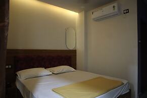 Hotel Varahi Grand