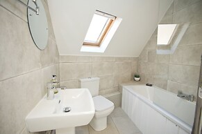 2br-central-15minwalktobeach-freeparking-wifi