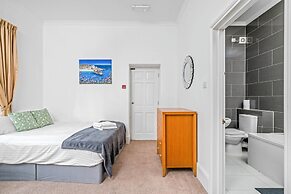 Skyvillion Canary Wharf Serenity