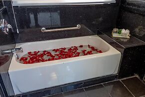 Luxury Canyon Suites