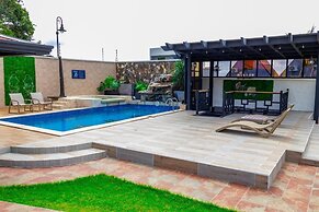 Luxury Canyon Suites