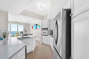 Silver Beach Towers 1003 West