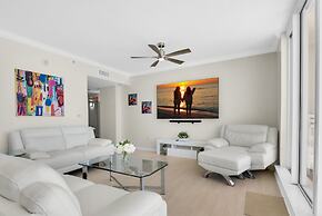 Silver Beach Towers 1003 West