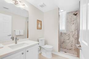 Silver Beach Towers 1003 West