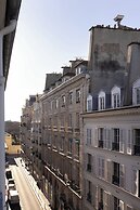 Palais Bourbon Hotel - Suite 21- 4P - Invalides