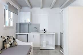 Eleven Keys Mykonos Suites