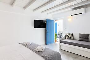 Eleven Keys Mykonos Suites