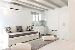 Eleven Keys Mykonos Suites