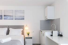 Eleven Keys Mykonos Suites