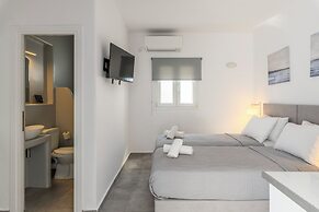 Eleven Keys Mykonos Suites