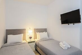 Eleven Keys Mykonos Suites