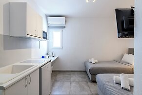 Eleven Keys Mykonos Suites