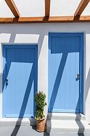 Eleven Keys Mykonos Suites