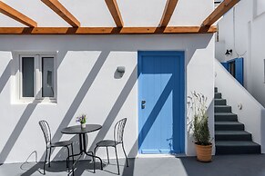 Eleven Keys Mykonos Suites