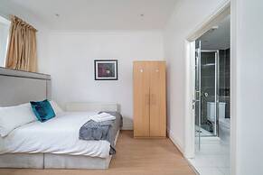 Boujee 2bed by Excel Exhibition Centre With Free Parking