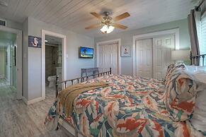 Pour Me a Vacation Mins to Beach Community Pool Tennis Court Private B