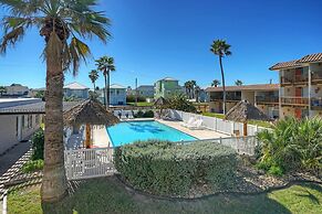 Pour Me a Vacation Mins to Beach Community Pool Tennis Court Private B