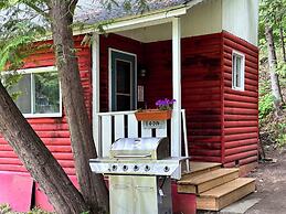 Lakefront Hideaway Resort