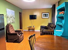 Lakefront Hideaway Resort