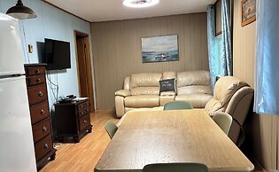 Lakefront Hideaway Resort