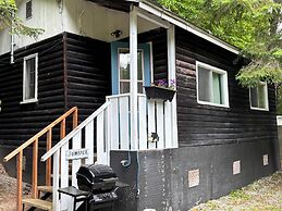 Lakefront Hideaway Resort