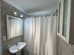 Ayres Duplex Suites Nuñez Cochera