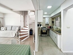 Ayres Duplex Suites Nuñez Cochera