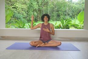 Waves as Your Companion Beachfront Elegance