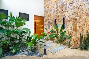 Private Eco-luxury Villa Jacuzzi Oceanview Pool