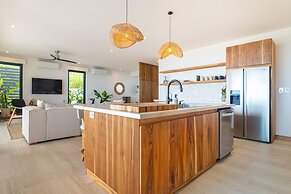 Private Eco-luxury Villa Jacuzzi Oceanview Pool