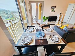 Comfy one bedroom with parking&balcony