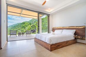 Tropical Oceanview Retreat 11br for 27 Guests