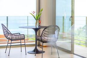 Tropical Oceanview Retreat 11br for 27 Guests