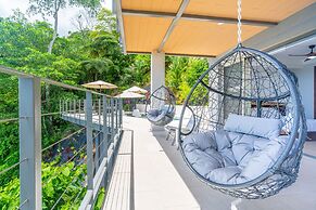 Tropical Oceanview Retreat 11br for 27 Guests