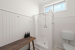 Stylish 3 Bedroom Townhouse - Hobart CBD