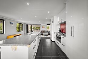 4 Bedroom House - Gorgeous View