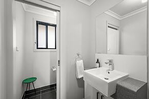 4 Bedroom House - Gorgeous View