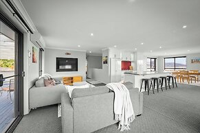 4 Bedroom House - Gorgeous View